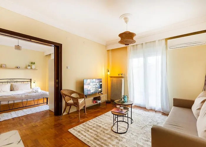 Center 3br Retreat Apartment Thessaloniki