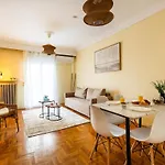 Center 3br Retreat *