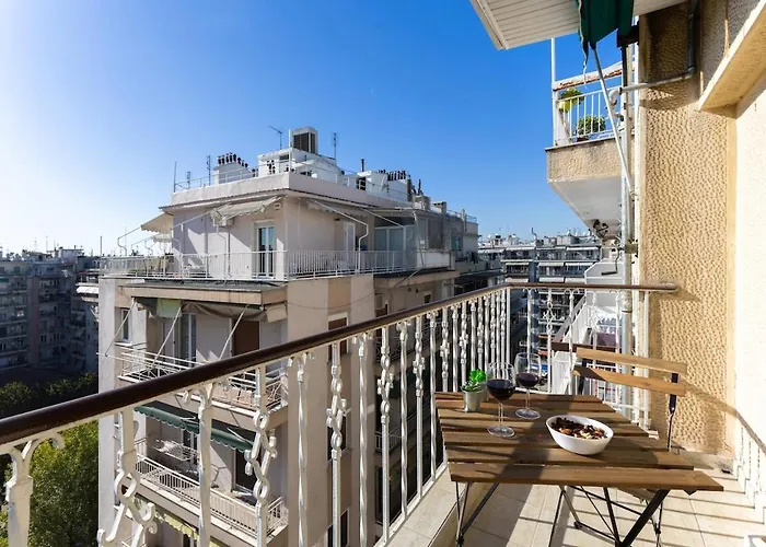 Center 3br Retreat